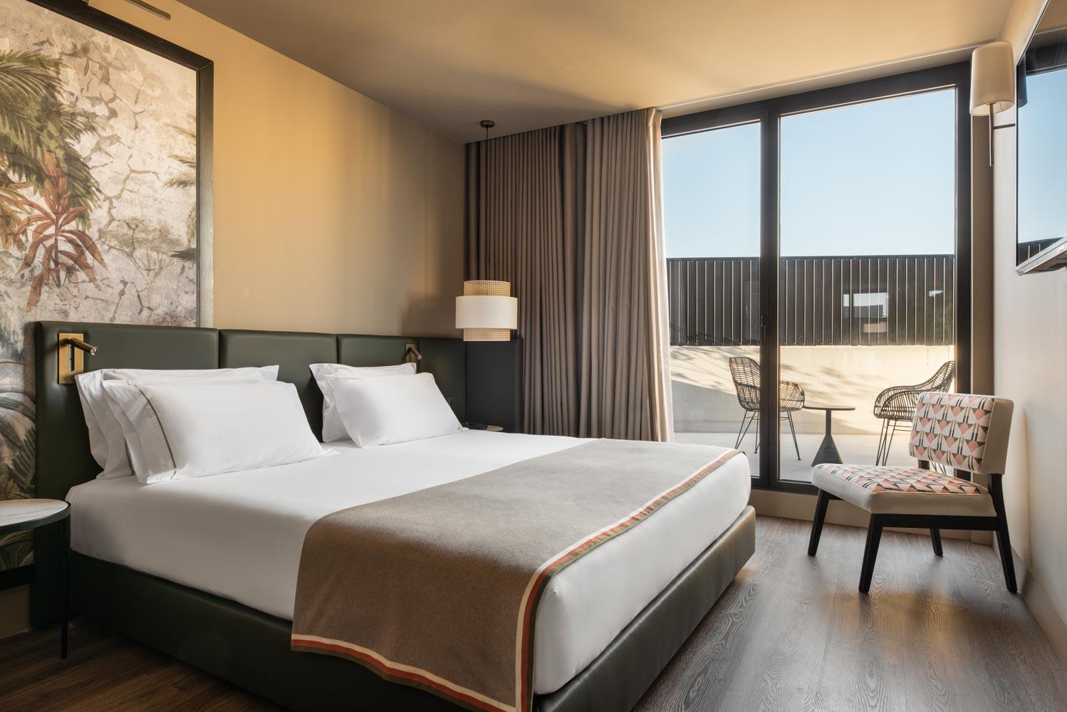 Exe Essenzia 4* Oporto