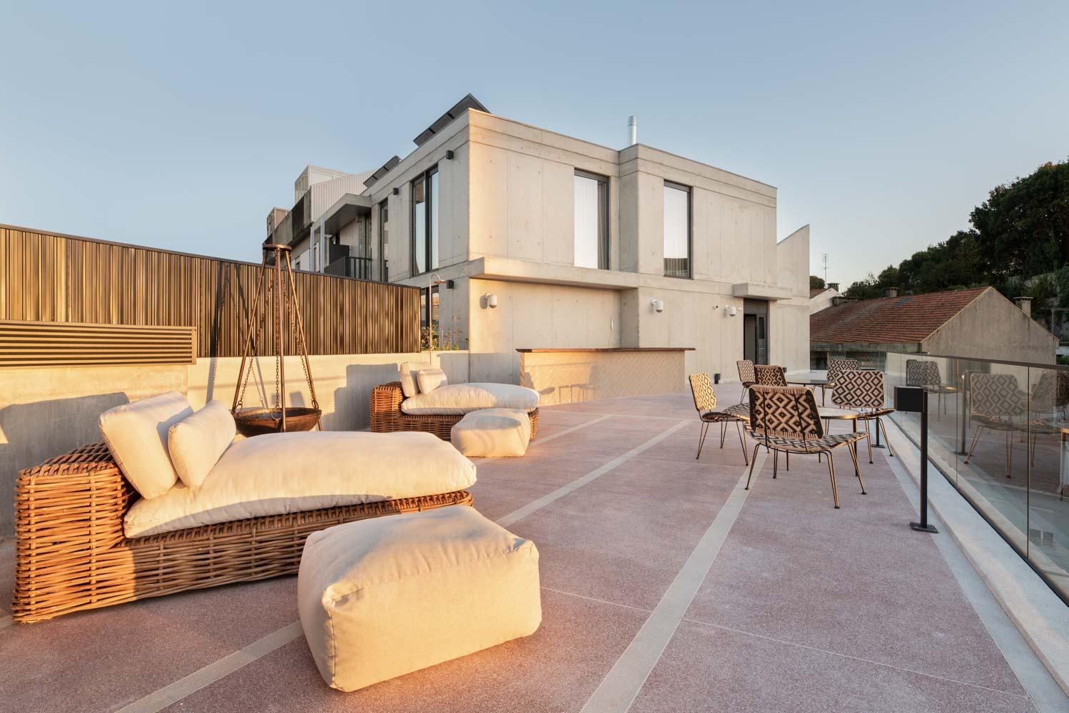 Exe Essenzia 4* Oporto